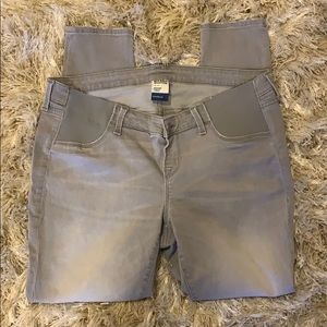 Old Navy Maternity Rockstar Jeans